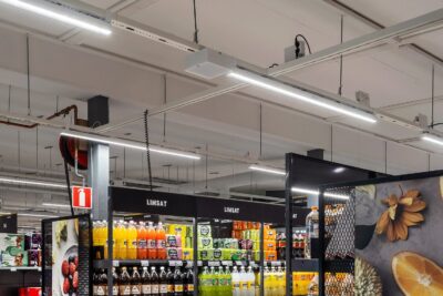 Airamin energiatehokkaan Marketan valonjaolliset ominaisuudet on optimoitu erityisesti liiketilojen ja myymälöiden valaistustarpeisiin