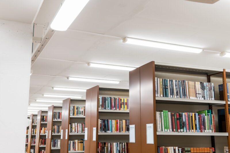 Airam luminaires were selected for the spaces of Hämeenlinna's main library, some of which use wirelessly managed, self-learning ActiveAhead control.